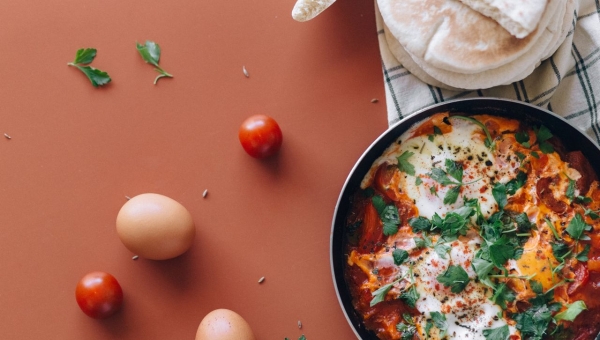 Chakchouka aux Poivrons et Tomates : la Recette Facile et Rapide